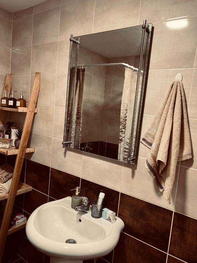 Apartman Puket Kraljevo Ngoại thất bức ảnh